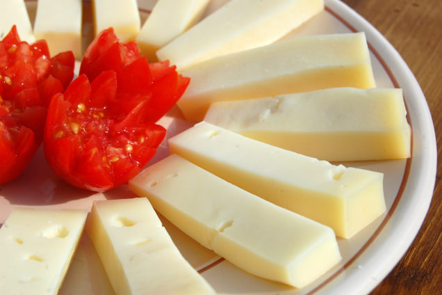 Dettaglio formaggio fresco - Braceria ad Alberobello